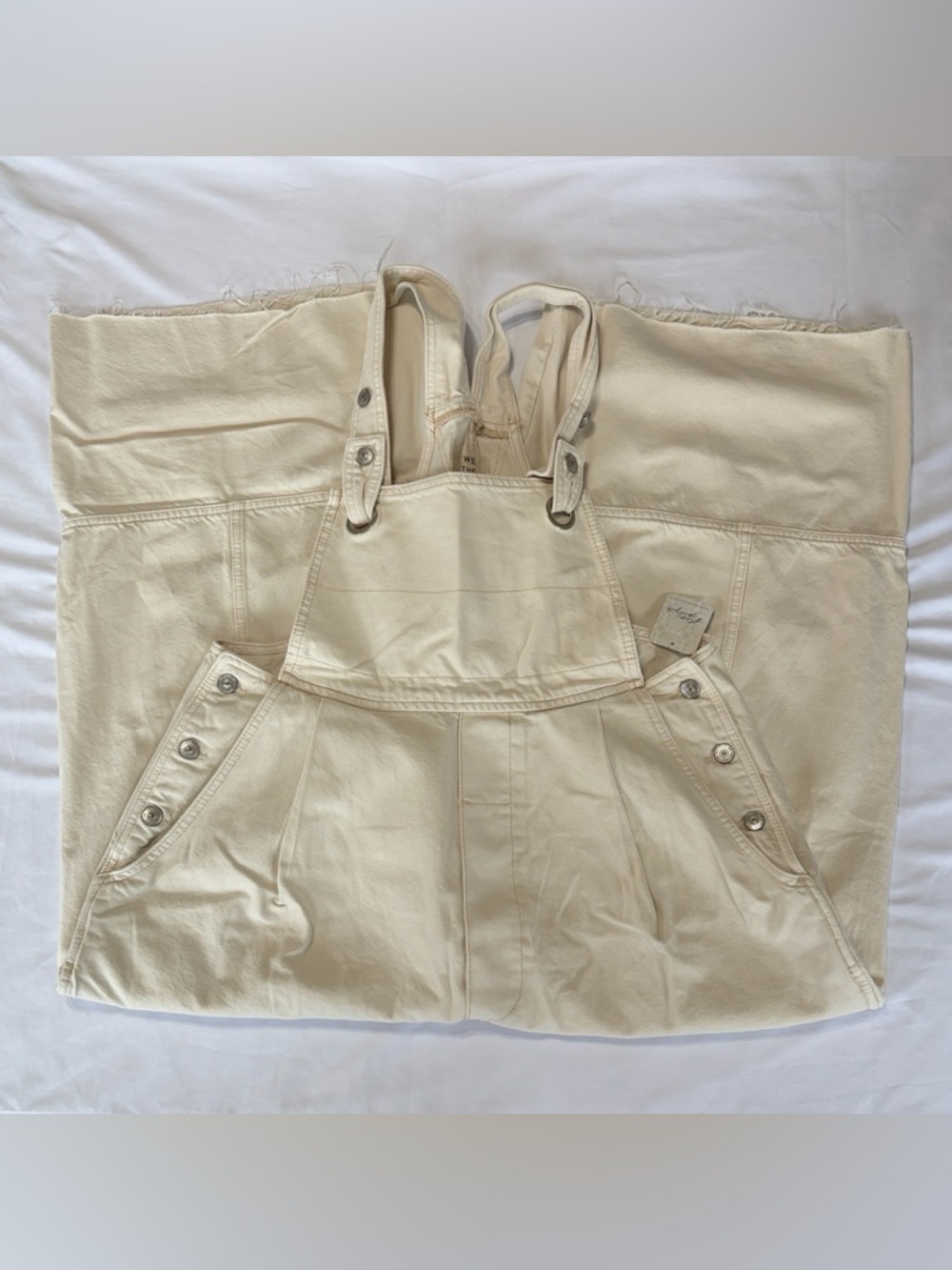 We The Free Rambler Overalls in Cream Size L NWT - Picture 10 of 15